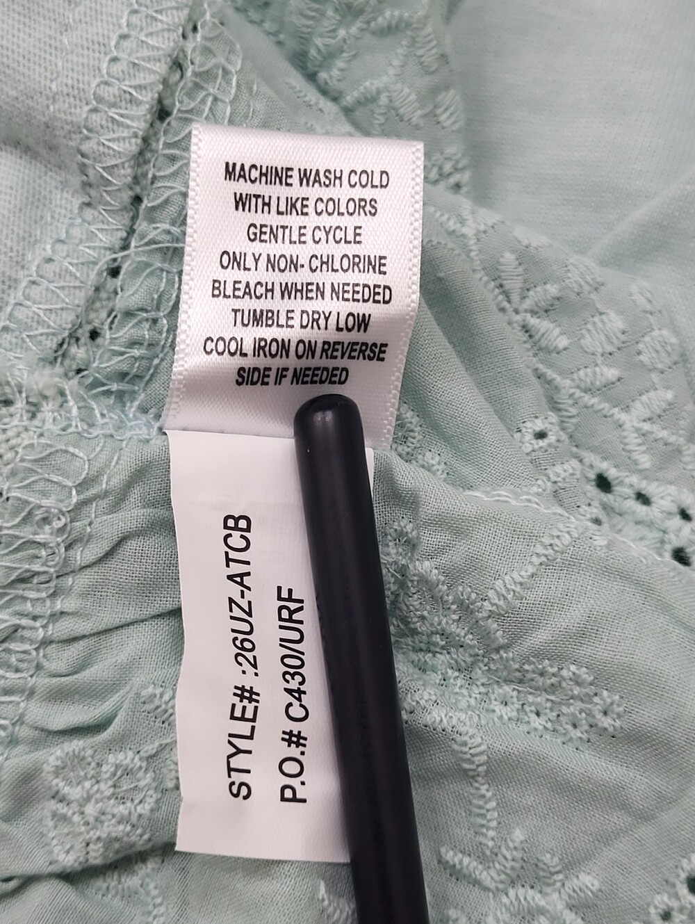 Oak & Trellis Women's Mint Green Short Sleeve Peplum Eyelet Lace Hem Top Size M - Picture 9 of 9